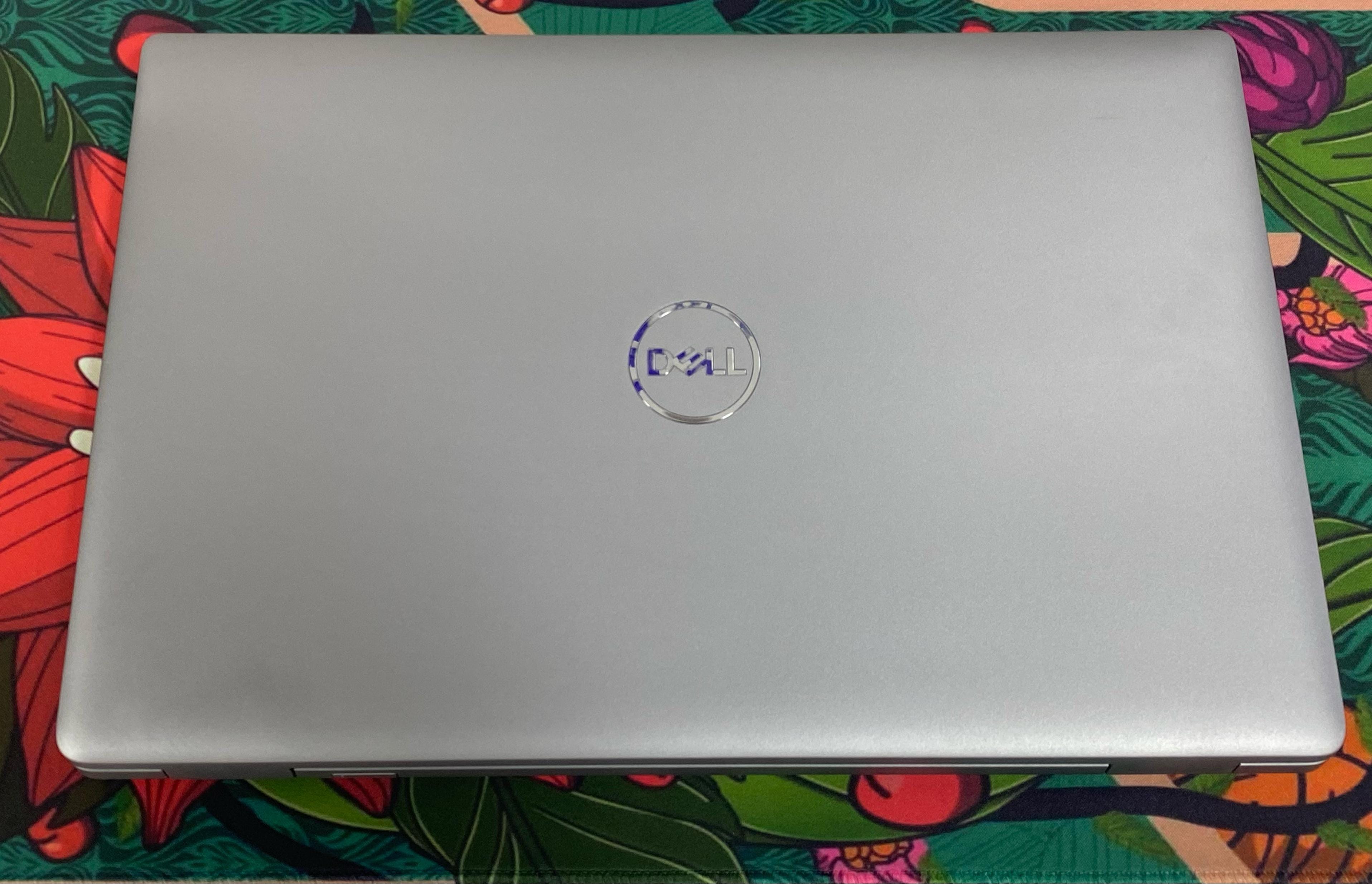 لاب توب ديل Precision 3560 (انتل كور i7-1165G7 - رام  16 جيجابايت DDR4 - هارد 512 جيجابايت M.2 -  فيجا انتل Iris Xe + نفيديا 2جيجابايت T500 - شاشة 15.6 بوصة FHD كاميرا -تاتش) استعمال خارجopy