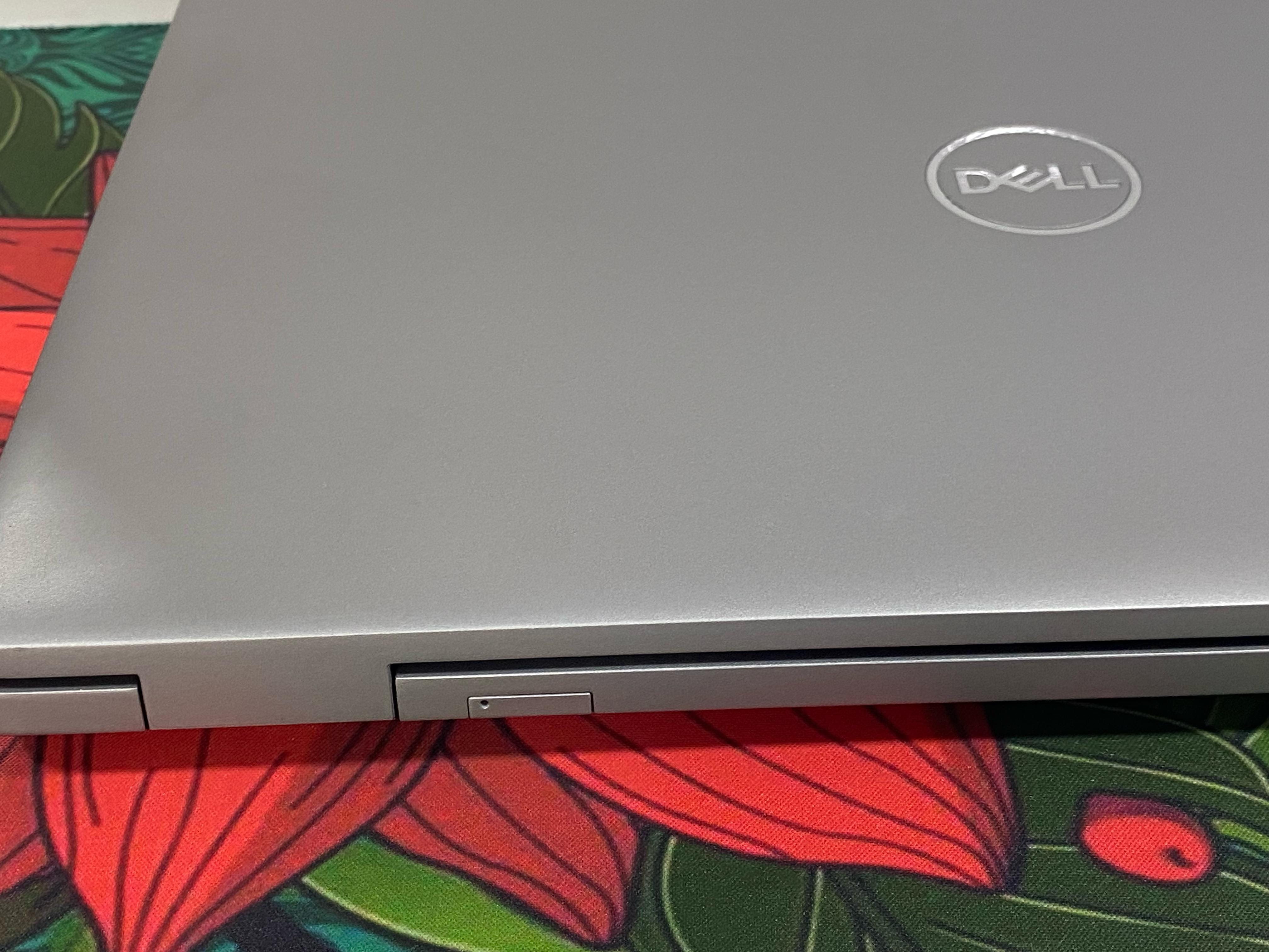 لاب توب ديل Precision 3560 (انتل كور i7-1165G7 - رام  16 جيجابايت DDR4 - هارد 512 جيجابايت M.2 -  فيجا انتل Iris Xe + نفيديا 2جيجابايت T500 - شاشة 15.6 بوصة FHD كاميرا -تاتش) استعمال خارجopy