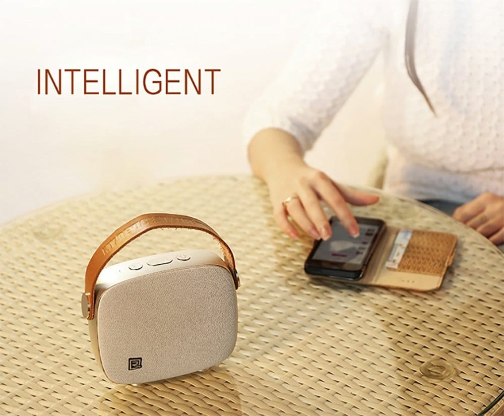 ريماكس مكبر صوت محمول لسطح المكتب بتقنية البلوتوث RB-M6