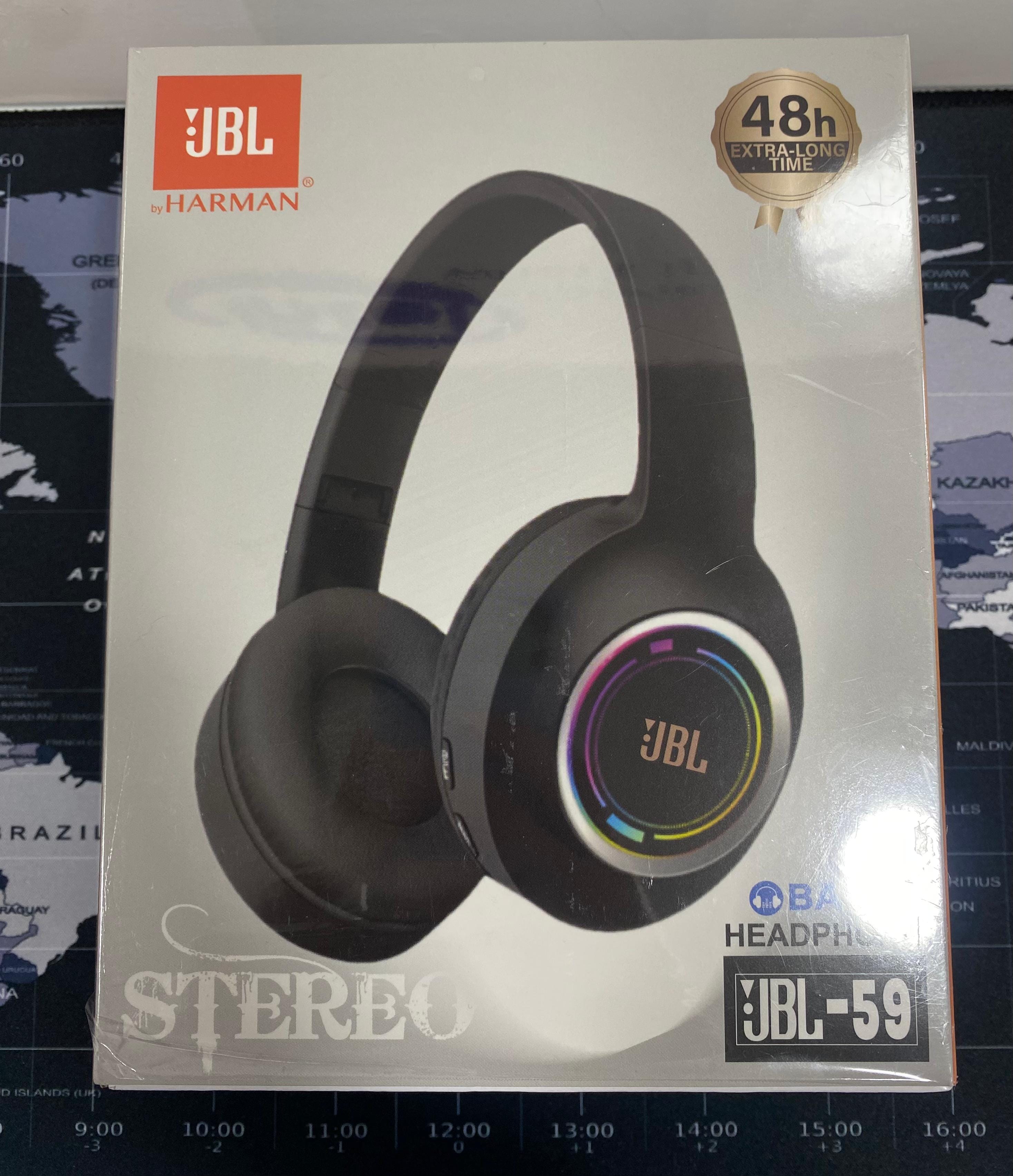 سماعة رأس بلوتوث جي بي ال 59  باضاءه  LED