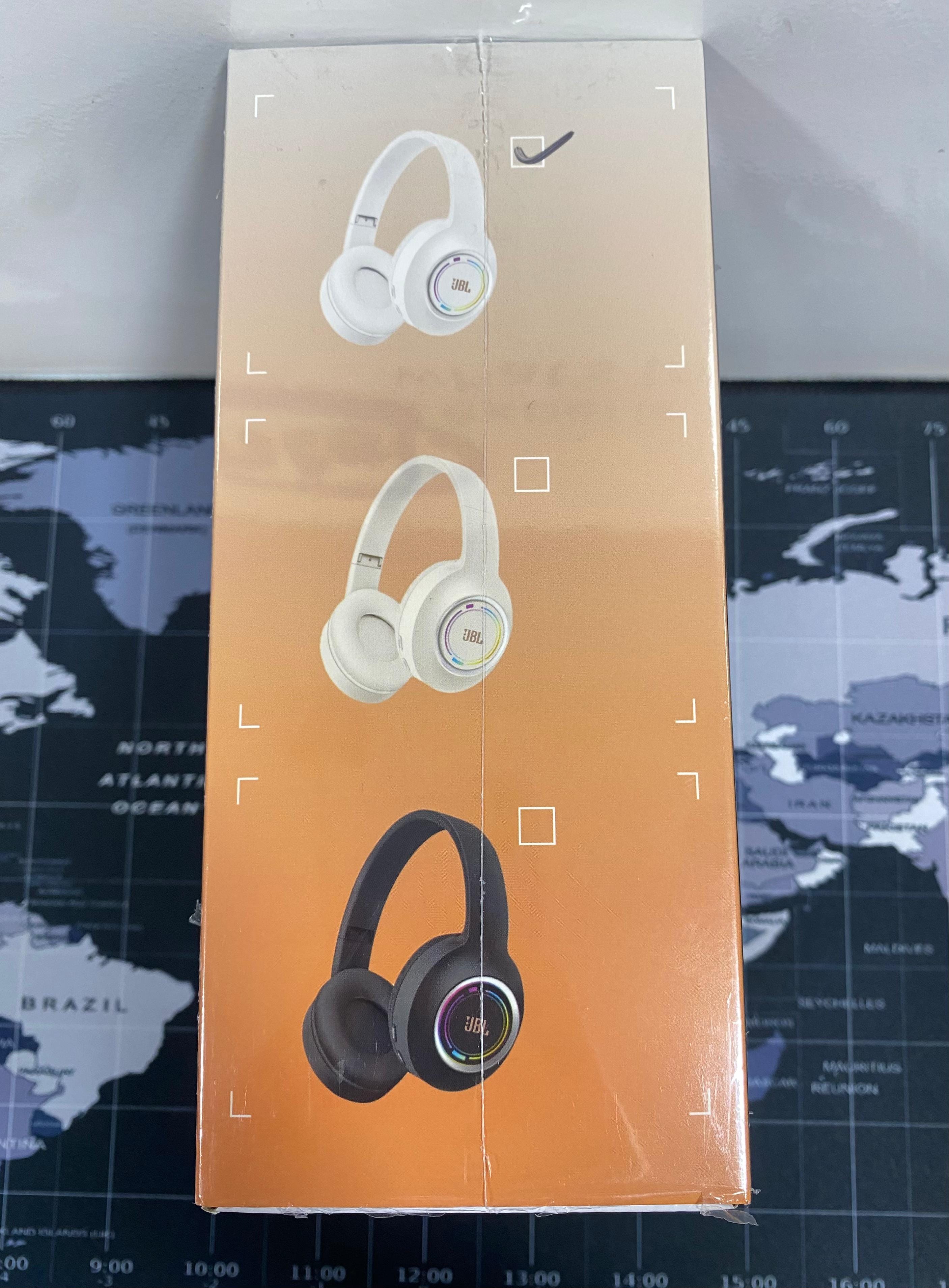 سماعة رأس بلوتوث جي بي ال 59 باضاءه LED