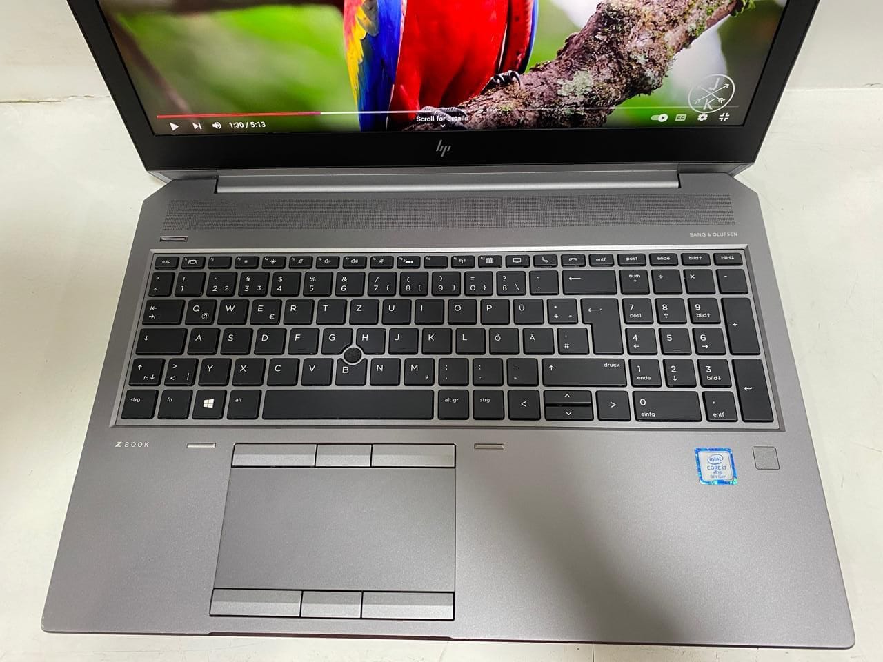 لاب توب HP ZNBOOK 15-G5 WorkStation( انتل كور i7/8850H- رامات DDR4 16 جيجابايت - M.2 NVMe هارد 512 جيجابايت - DDR5 Quadro P1000- شاشه 15.6 بوصه FHD- كاميرا) إستعمال خارج