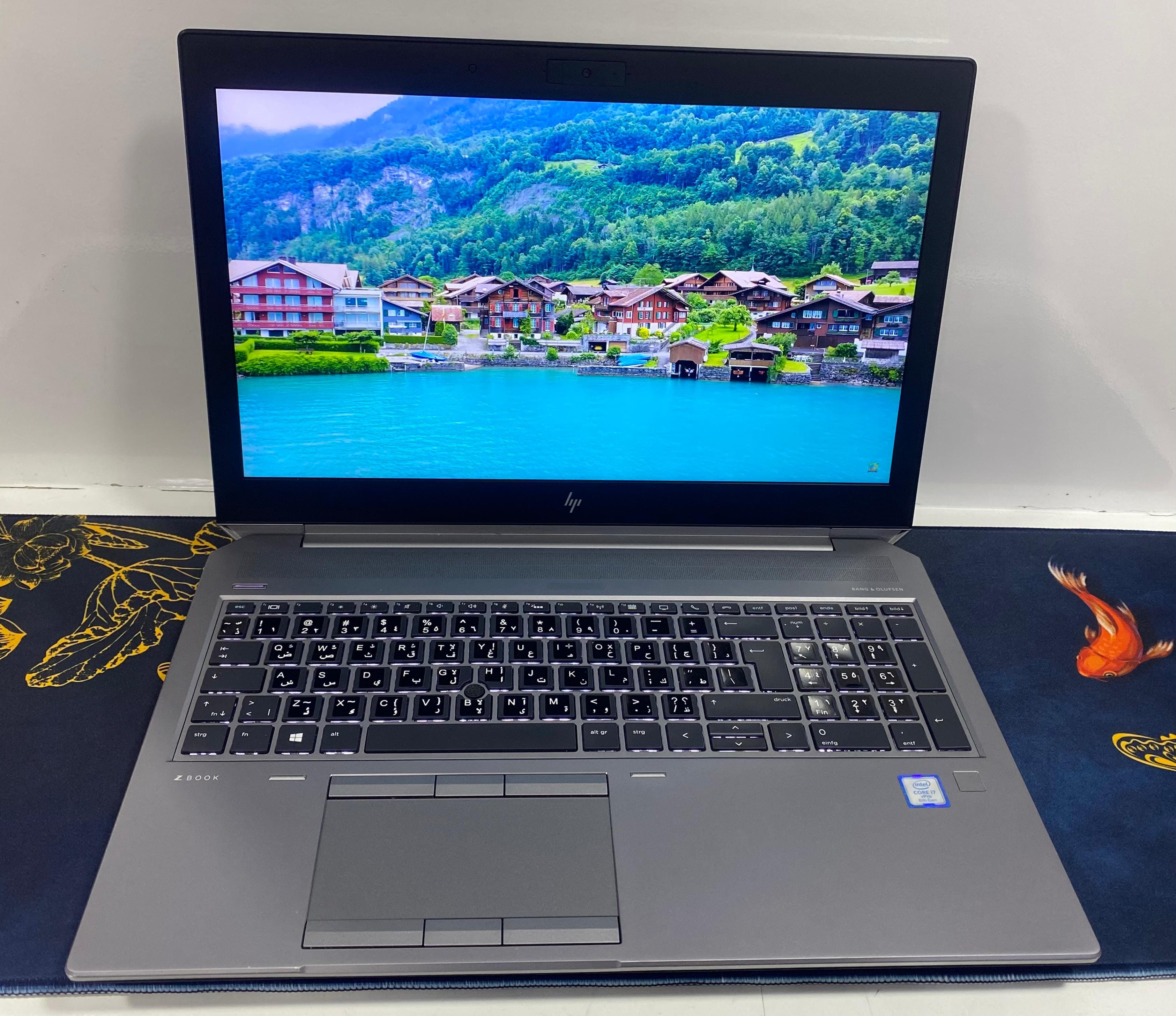 لاب توب HP ZNBOOK 15-G5 WorkStation( انتل كور i7/8850H- رامات DDR4 16 جيجابايت - M.2 NVMe هارد 512 جيجابايت - DDR5 Quadro P1000- شاشه 15.6 بوصه FHD- كاميرا) إستعمال خارج