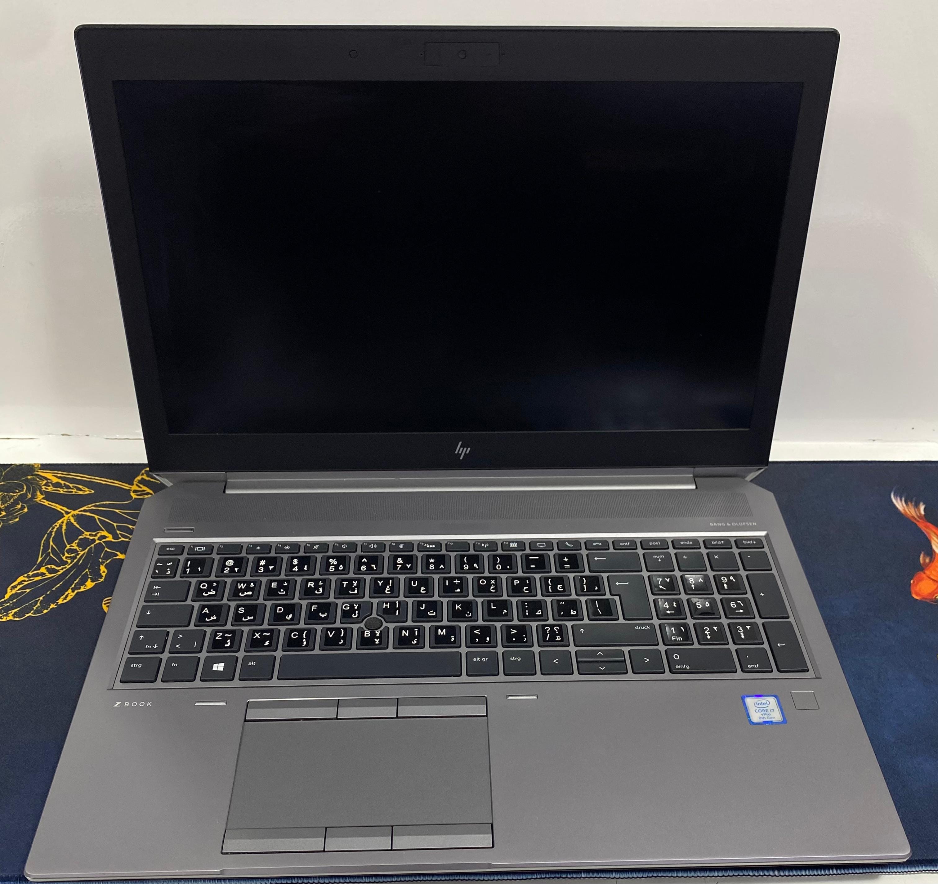 لاب توب HP ZNBOOK 15-G5 WorkStation( انتل كور i7/8850H- رامات DDR4 16 جيجابايت - M.2 NVMe هارد 512 جيجابايت - DDR5 Quadro P1000- شاشه 15.6 بوصه FHD- كاميرا) إستعمال خارج