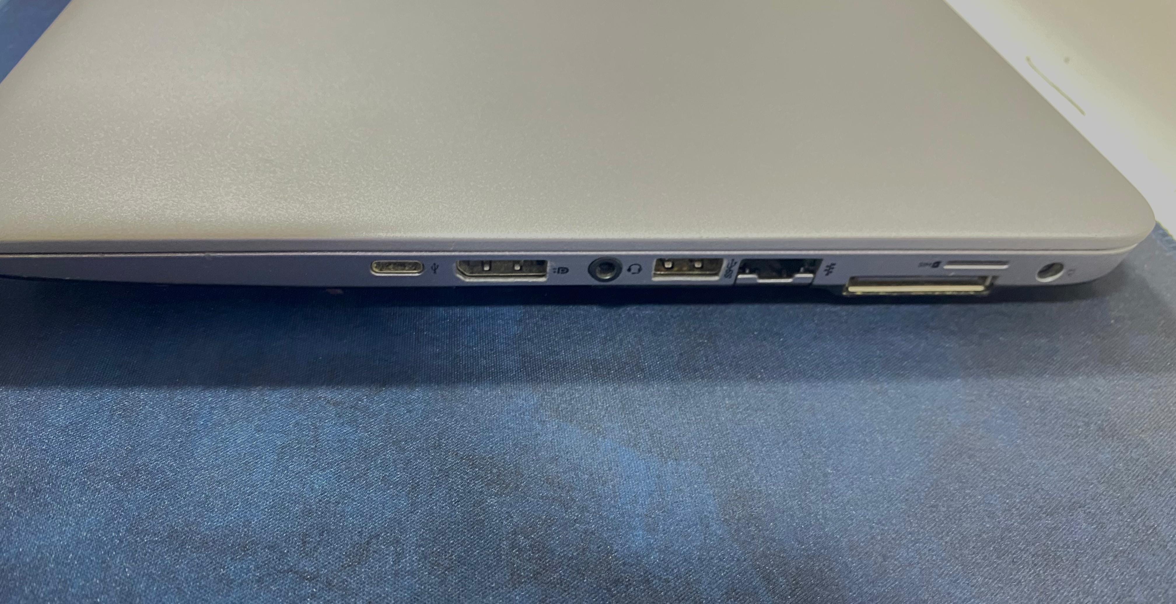 HP 745 G3 (Core A10/8700B R6 -RAM 8GB DDR3-HARD M.2 256GB -VGA AMD R6- SCREEN 14.0 Inch-Original Used)