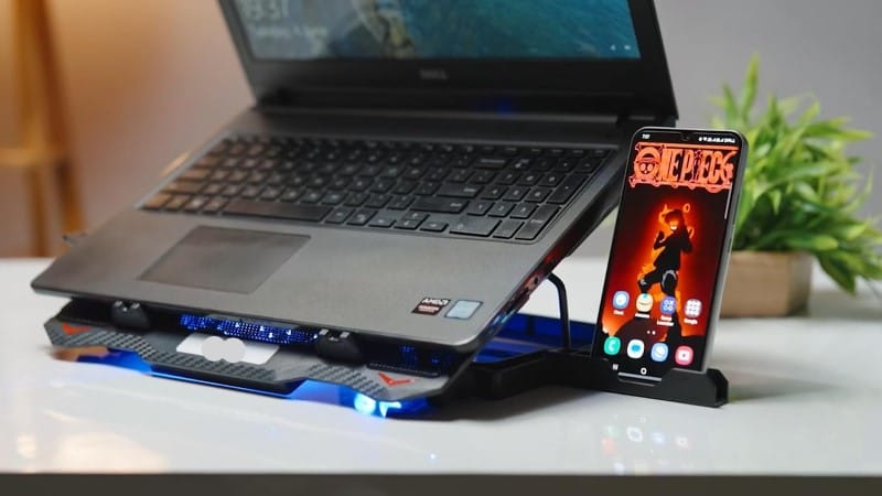 لوحة تبريد اللاب توب جيجا ماكس بلص 99