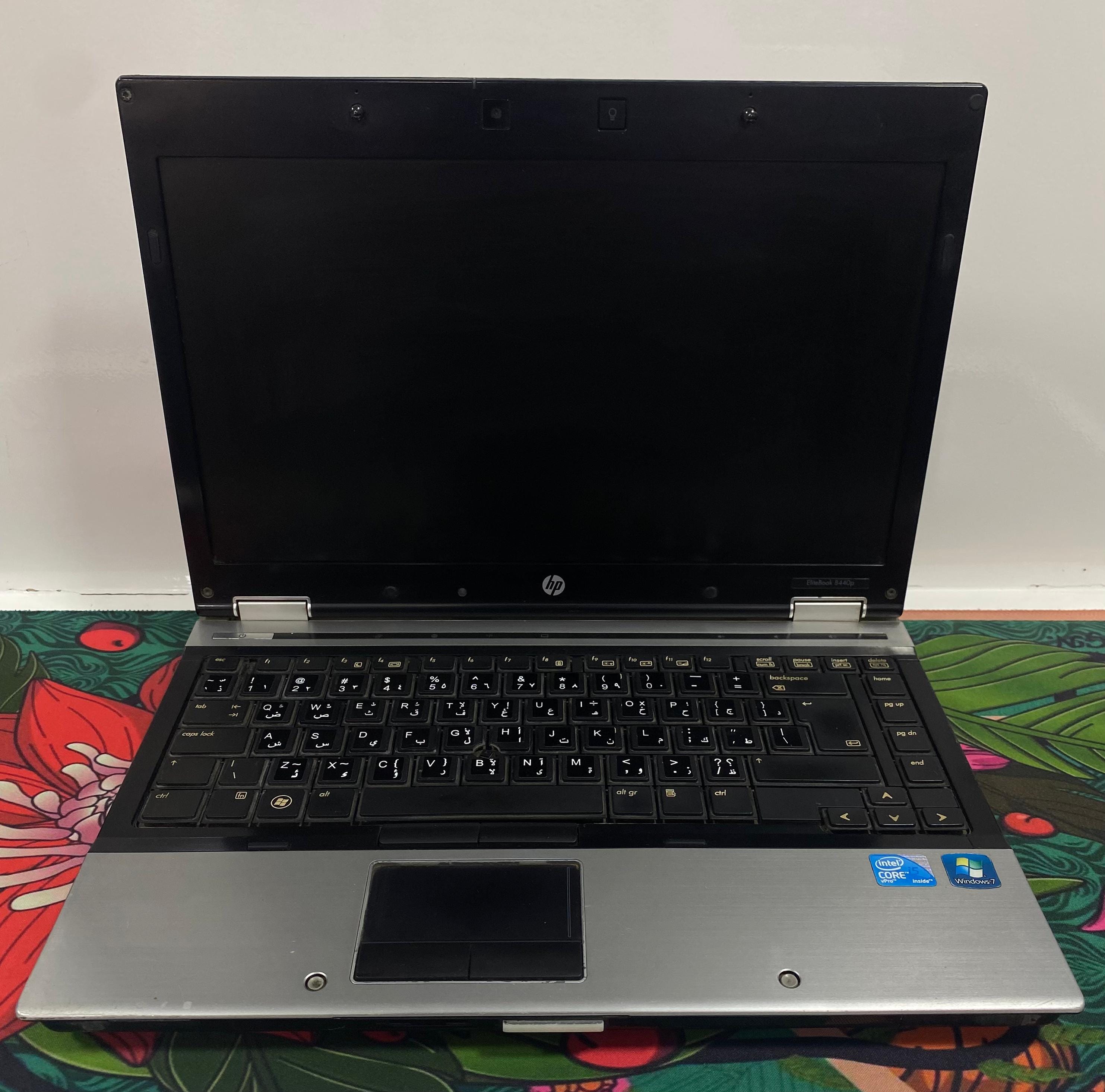لاب توب اتش بى EliteBook 8440p (انتل كور i5-M 520/رام 8  جيجابايت DDR3 /هارد 320 جيجابايت HDD / انتل HD جرافيكس - شاشة 14.0 بوصة - كاميرا) استعمال خارج