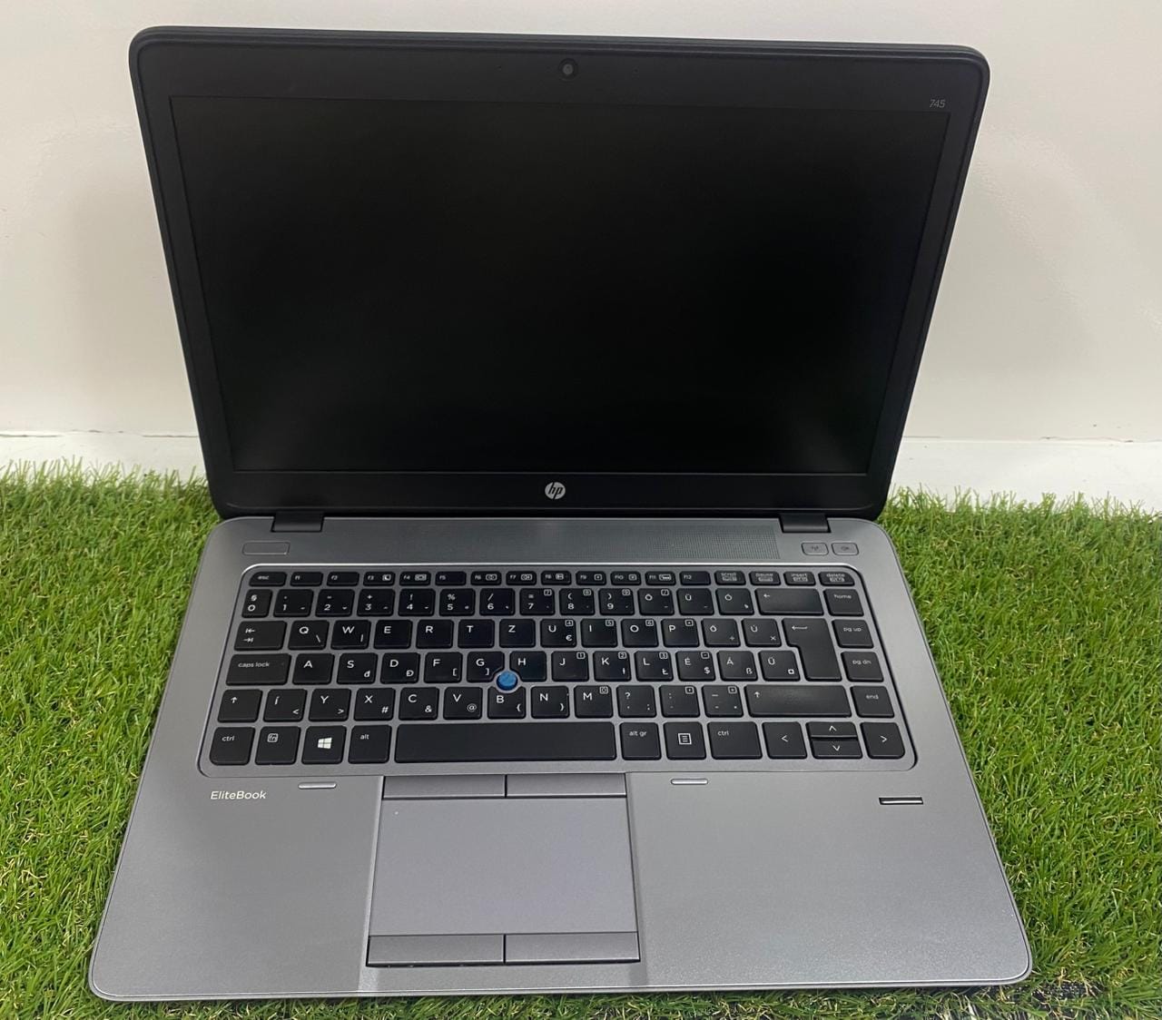 لاب توب اتش بى HP 745 G2 ( اى ام دى برو A10 -7350B R6 - DDR3 رام 8 جيجابايت - M.2 256GB - شاشة 14.0 بوصة HD – كاميرا - فيجا اى ام دى راديون 1جيجابايت ) استعمال خارج