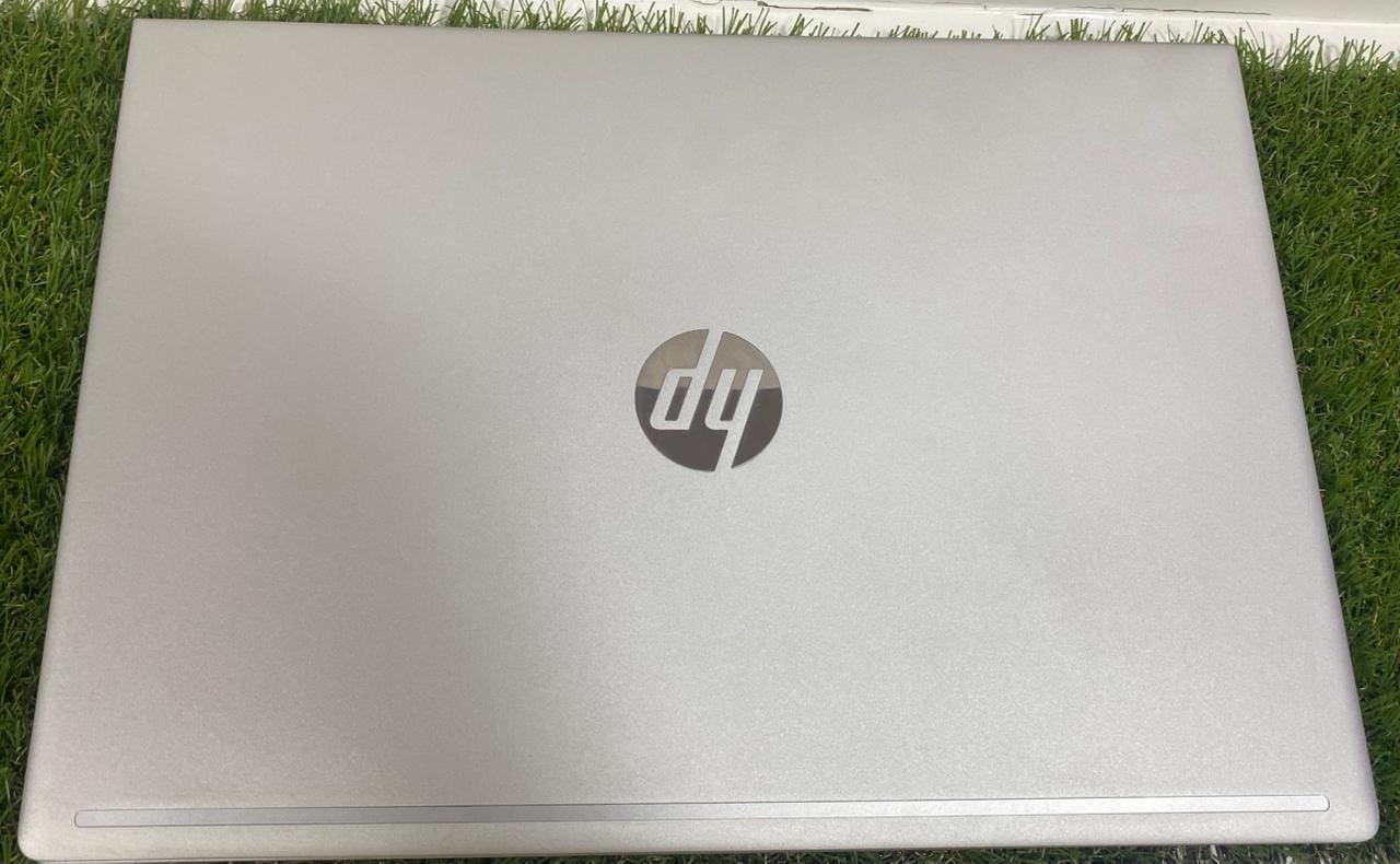 لاب توب اتش بى ProBook 450 G7 (انتل كور i5-10210U - رام 8جيجابايت DDR4 - هارد 256 جيجابايت M.2 - انتل يو اتش دي جرافيكس- شاشة 15.6 بوصة FHD - كاميرا) استعمال خارج