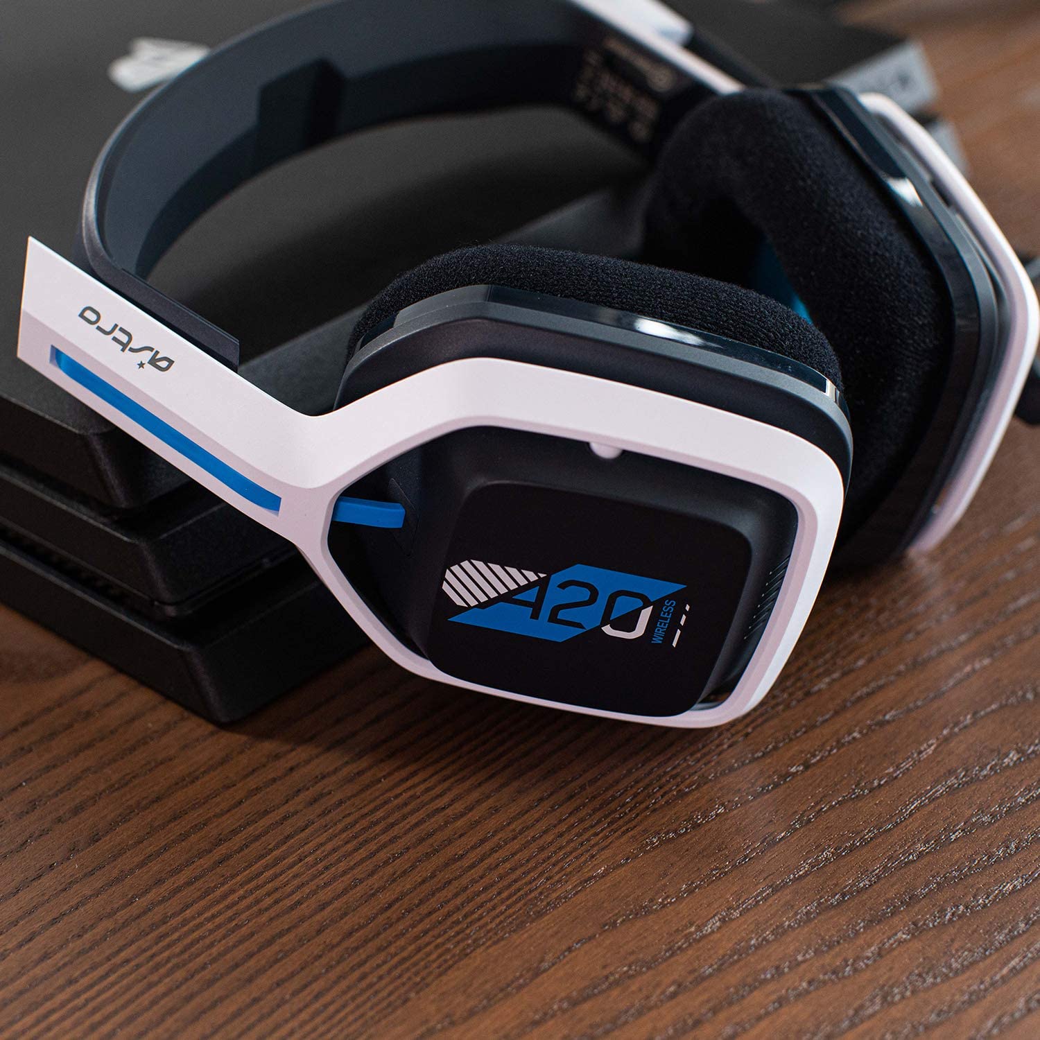 ASTRO Gaming A20 Wireless Headset Gen 2, Lightweight and Damage Resistant, Flip-to-mute microphone, +15 Hour battery life, 15m range, for PlayStation 5, PS4, PC, Mac - White/Blue