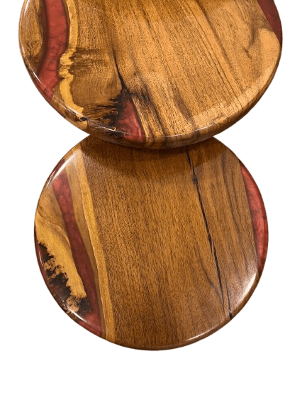 Corner table epoxy 